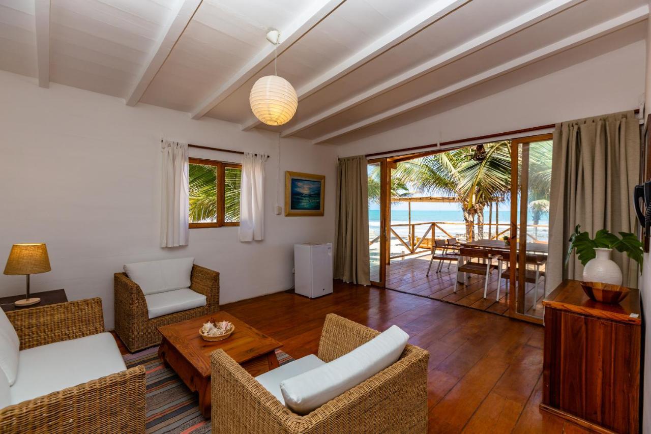 Hotel Punta Camaron Bungalows & Suites ソリトス エクステリア 写真