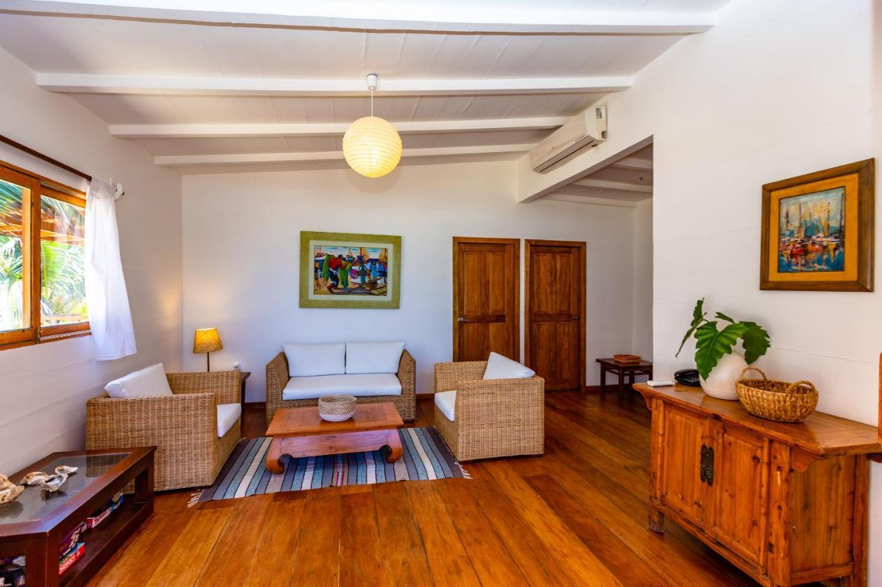 Hotel Punta Camaron Bungalows & Suites ソリトス エクステリア 写真