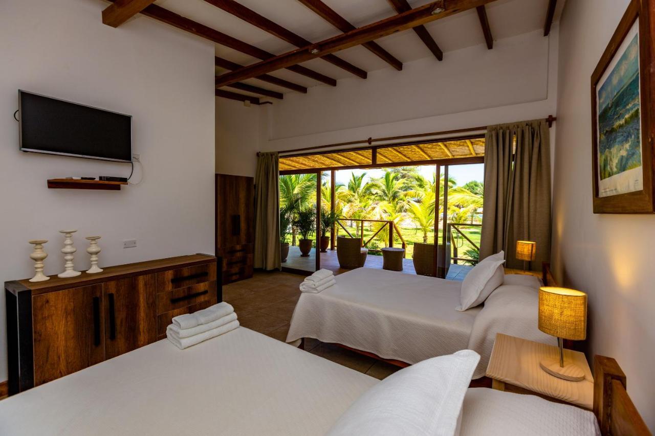 Hotel Punta Camaron Bungalows & Suites ソリトス エクステリア 写真